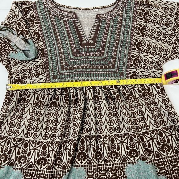Embroidered Mini Knit Dress Europe size M/L, US size S/M - Picture 7 of 16